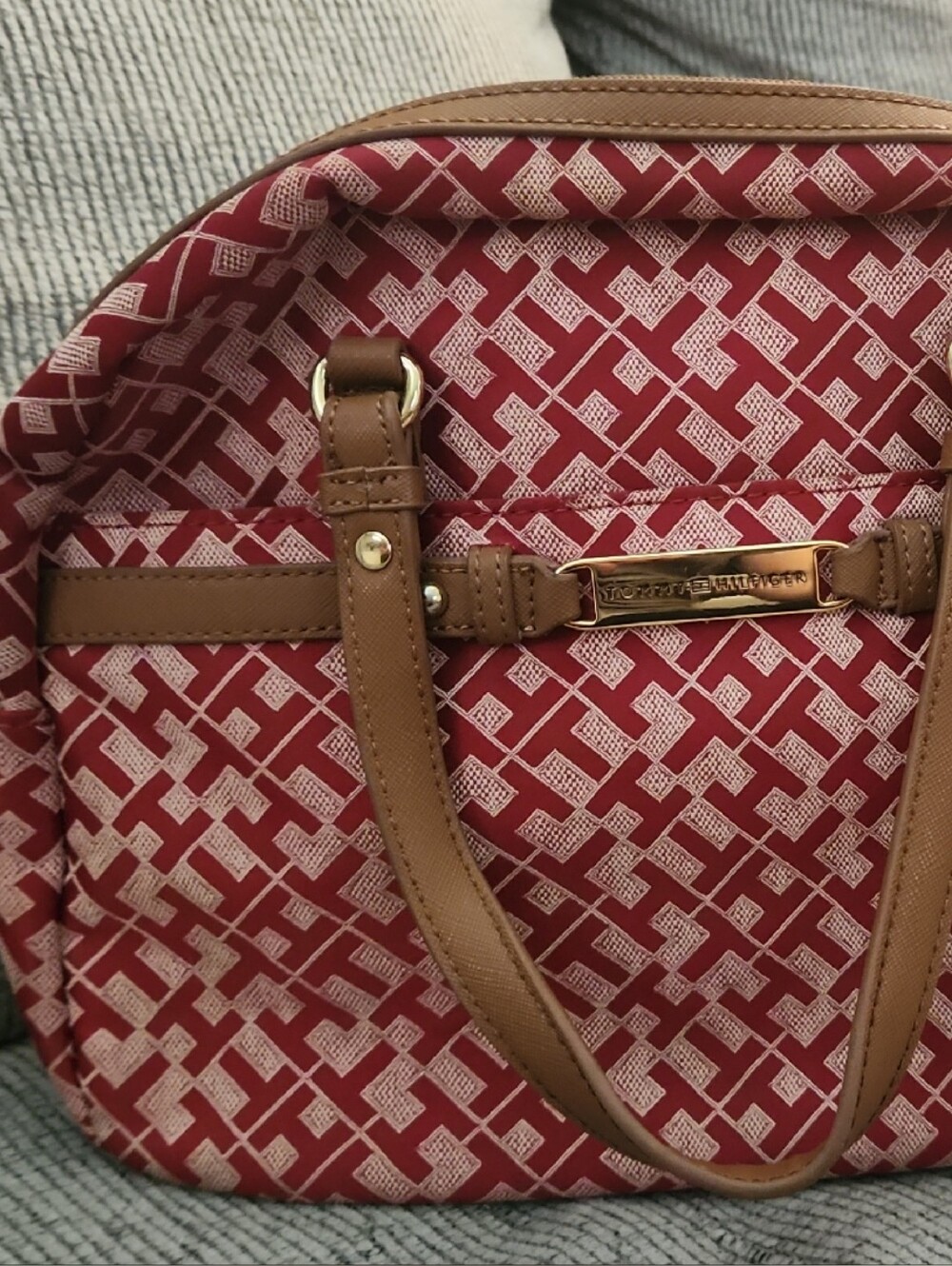 Tan-Trim Red Patterned Women’s Shoulder Bag